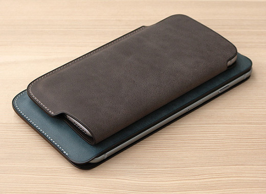 Lim Phone Sleeve